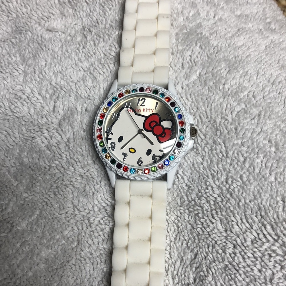 Hello Kitty Watch - Picture 2 of 4